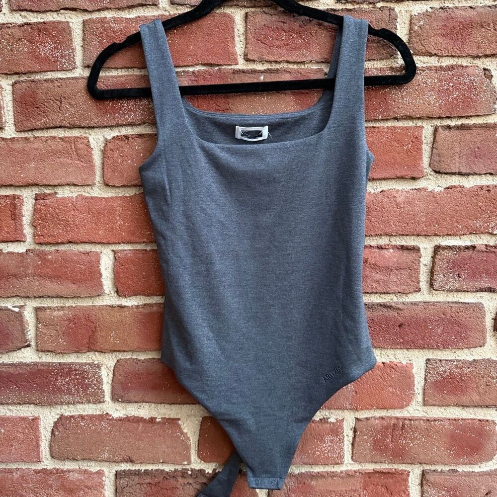 Aritzia Original Contour Pursue Square neck Bodysuit Heather Charcoal S NEW - Picture 2 of 12